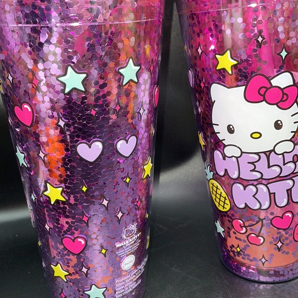 Set of Hello Kitty Glitter Oversized Tumblers - Picture 3 of 5